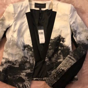 BCBG MAXAZRIA BLAZER